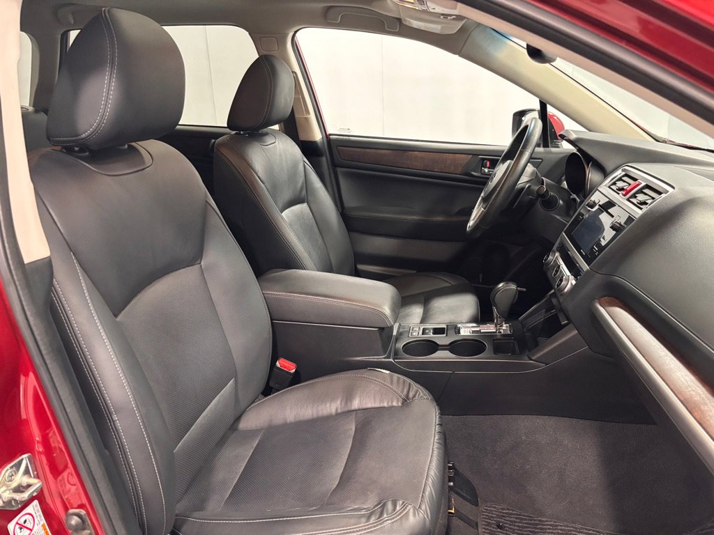 Used 2017 Subaru Outback 2.5i Limited AWD/4WD image 19