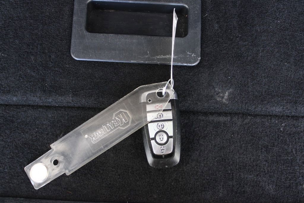 Used 2023 Ford Expedition Limited image 32