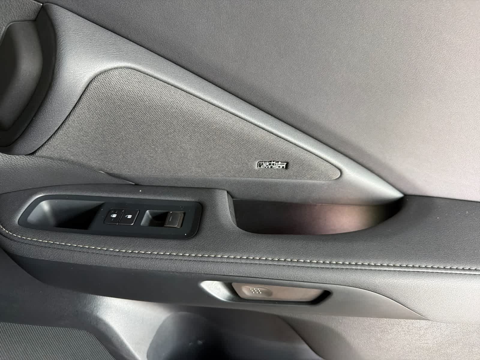 Certified 2025 Lexus TX 500h AWD w/ Technology Package image 18