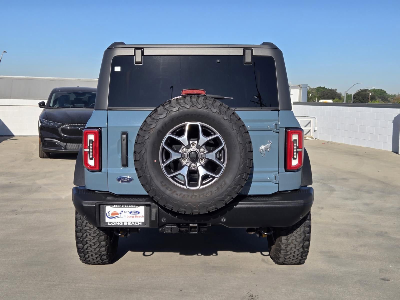 Used 2023 Ford Bronco Badlands image 5