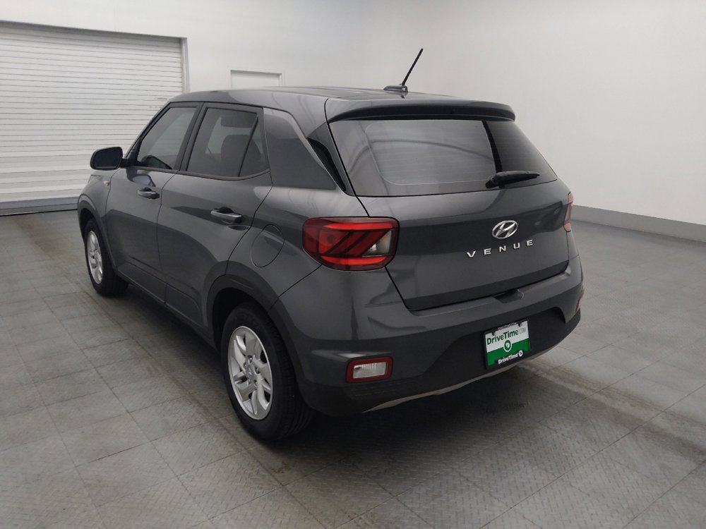 Used 2023 Hyundai Venue SE FWD image 5