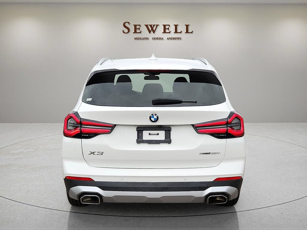 Used 2022 BMW X3 sDrive30i w/ Premium Package 2 RWD image 4