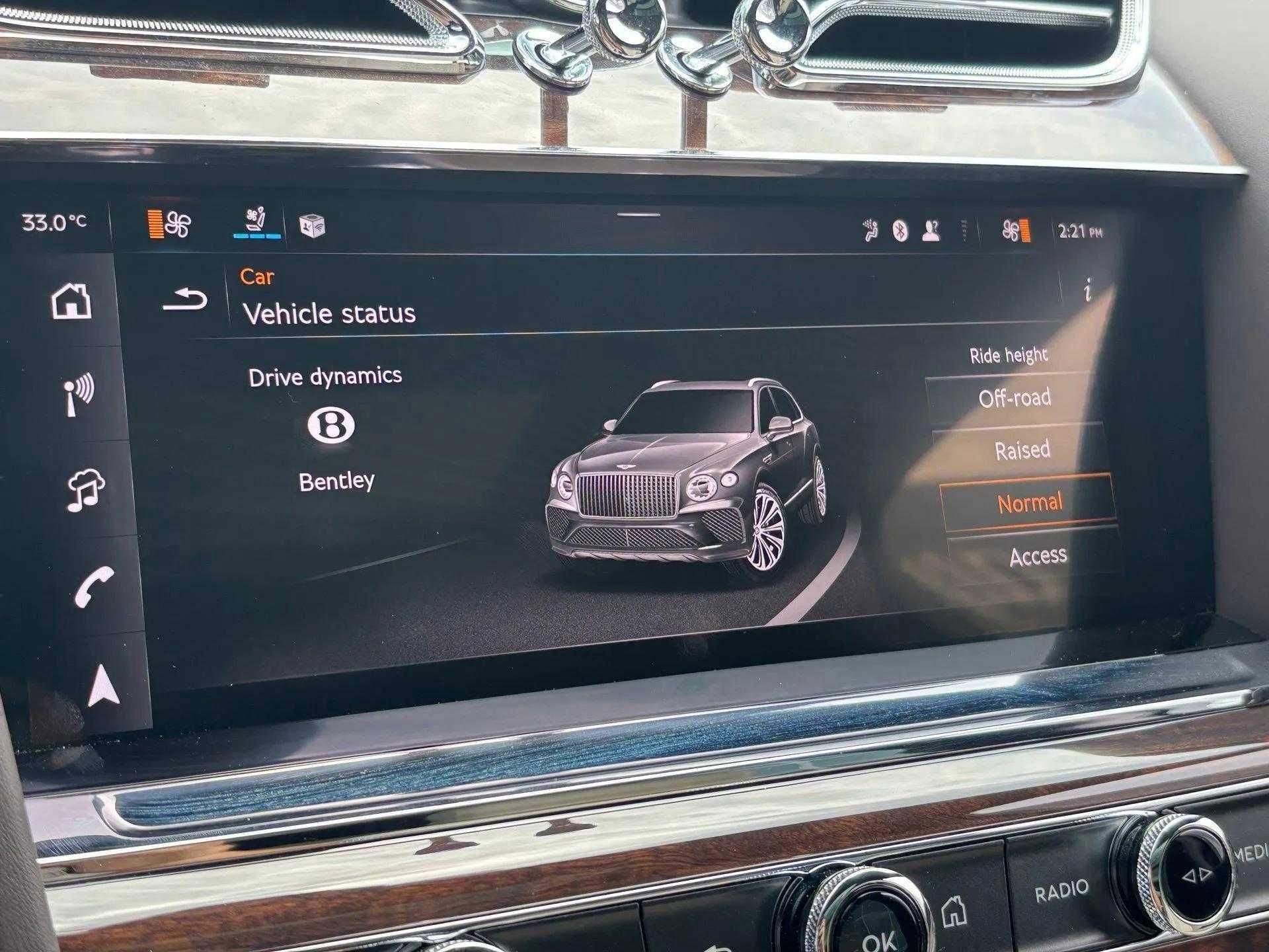 New 2025 Bentley Bentayga Extended Wheelbase image 44