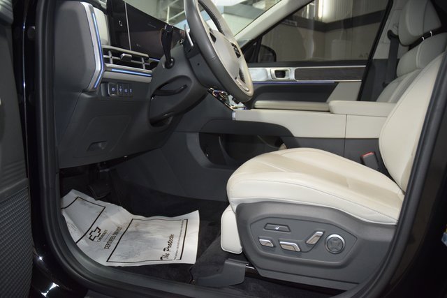 Used 2024 Hyundai Santa Fe Calligraphy image 35