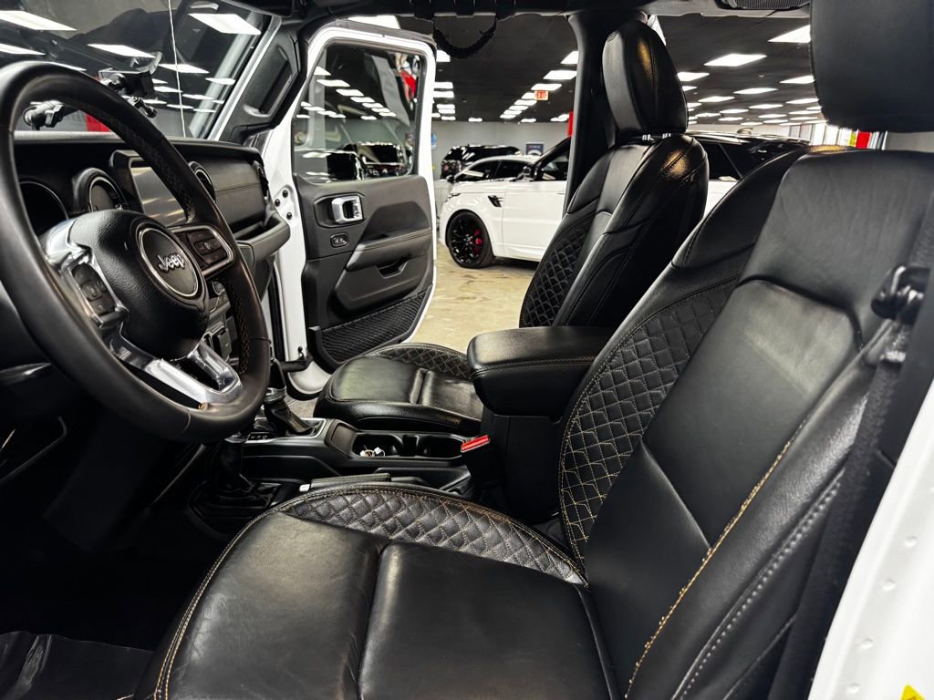 Used 2023 Jeep Gladiator Overland AWD/4WD image 34