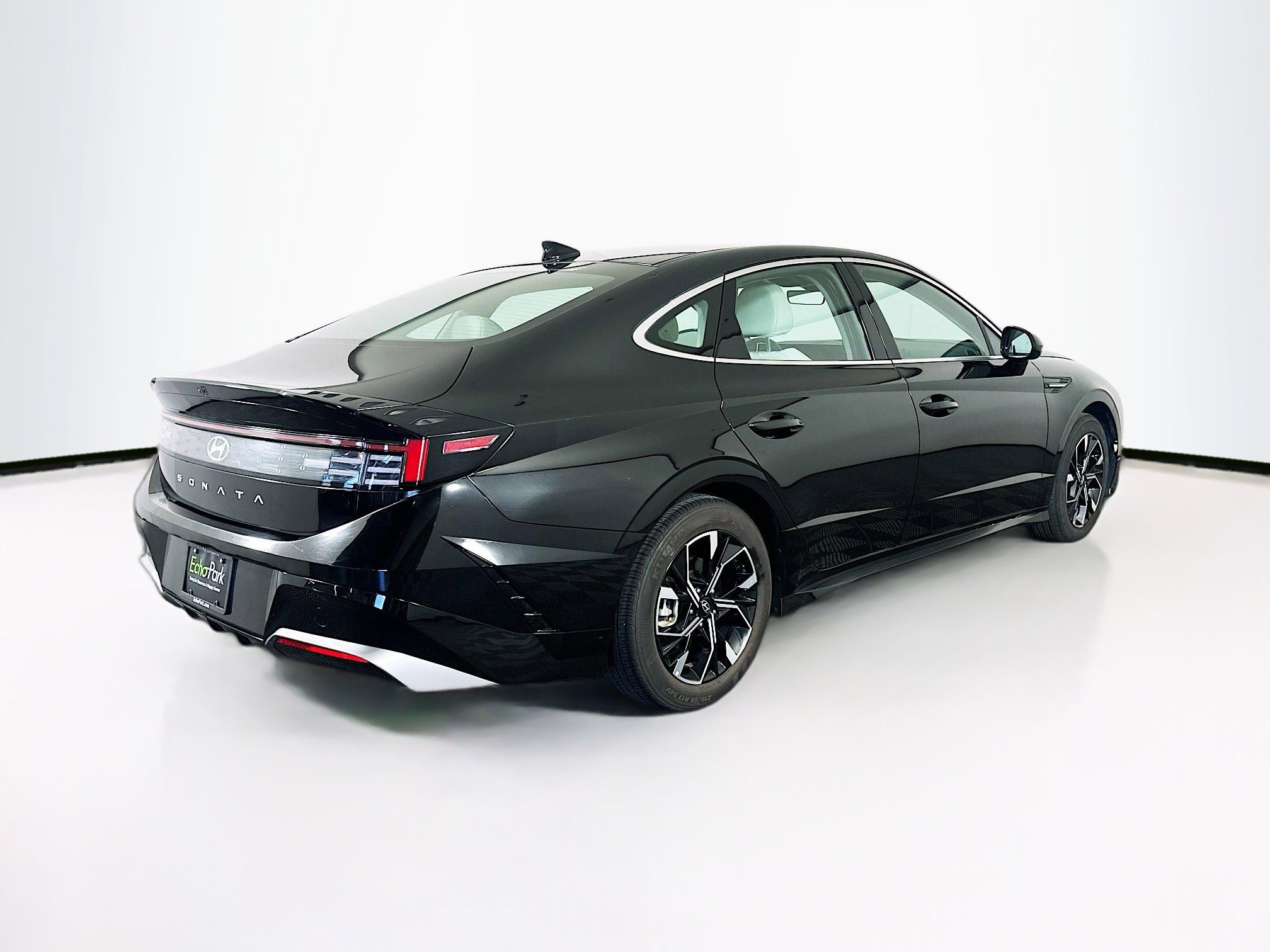 Used 2025 Hyundai Sonata SEL image 9