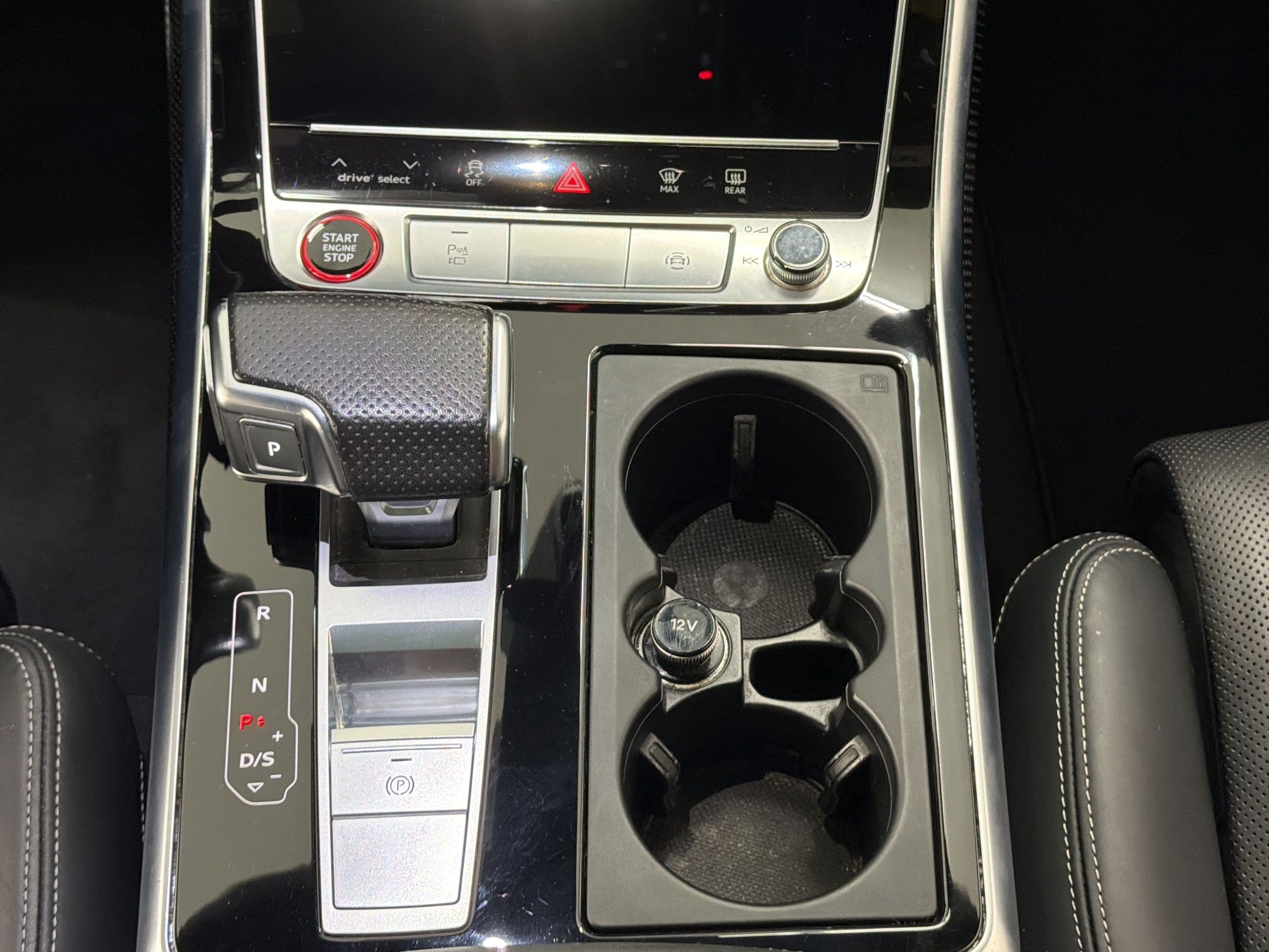 Used 2022 Audi SQ8 Prestige AWD/4WD image 19