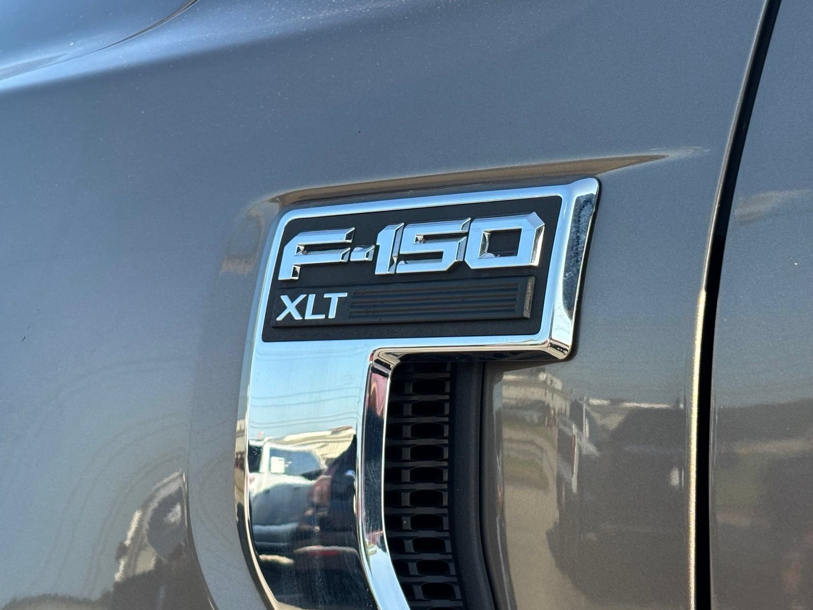 Used 2021 Ford F150 XLT w/ Equipment Group 301A Mid AWD/4WD image 11