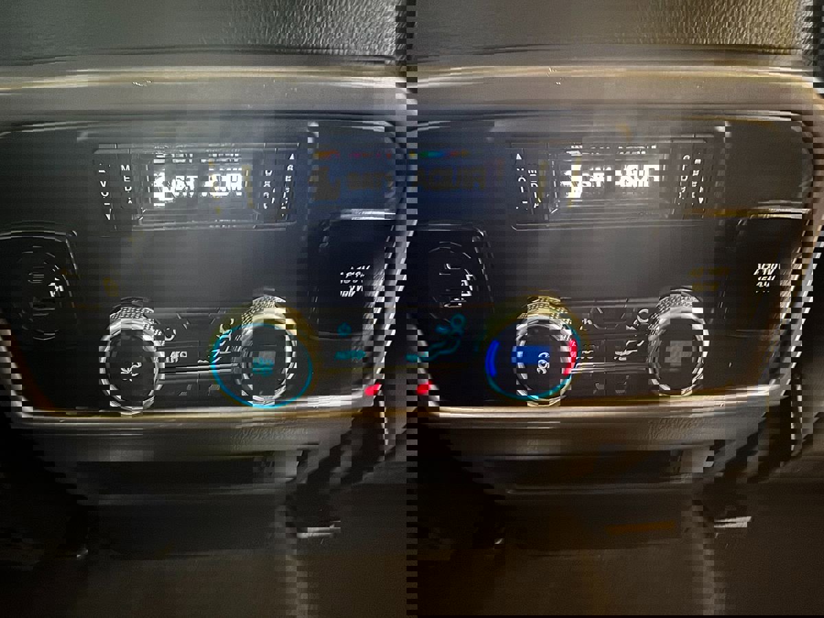 Used 2021 Ford Expedition Max Platinum image 32