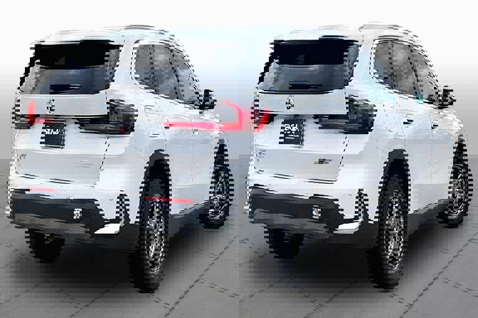 Used 2023 BMW X1 xDrive28i image 12