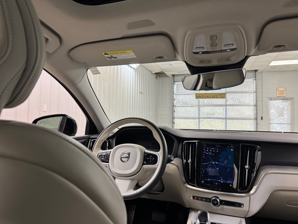 Used 2025 Volvo V60 B5 Cross Country Ultra w/ Protection Package Premier AWD/4WD image 27