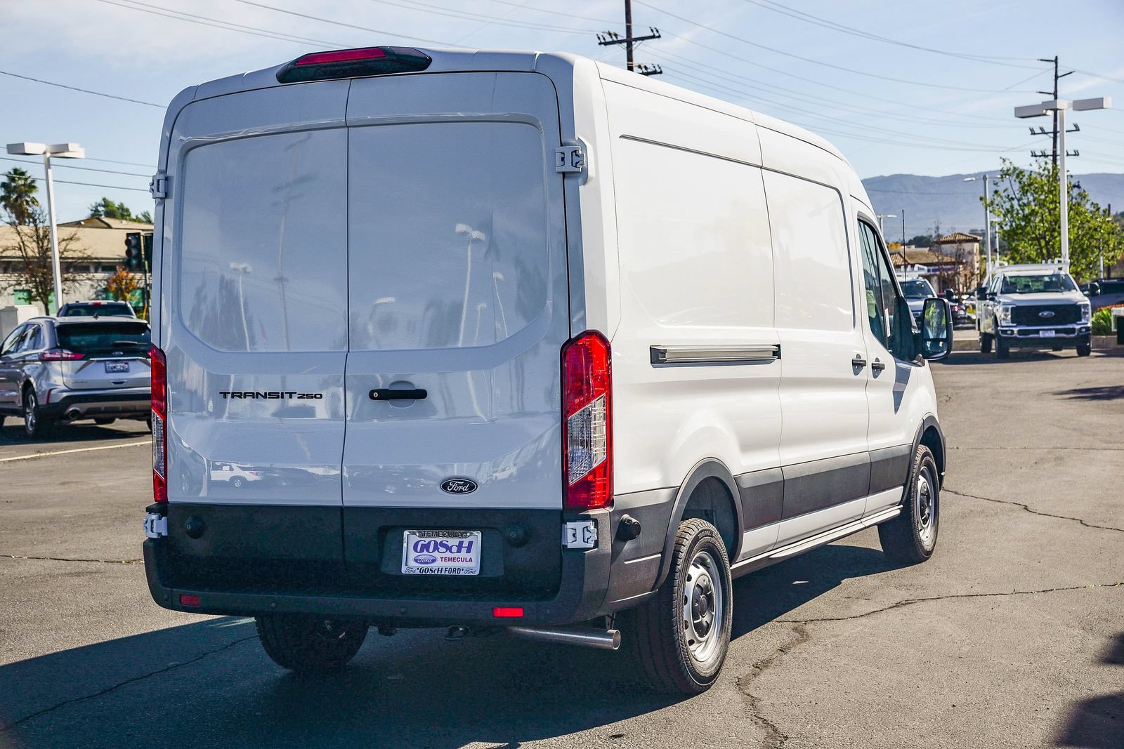 New 2026 Ford Transit 250 148 Medium Roof w/ Load Area Protection Package RWD image 4