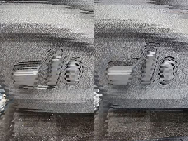 Used 2022 Kia Niro EX image 18