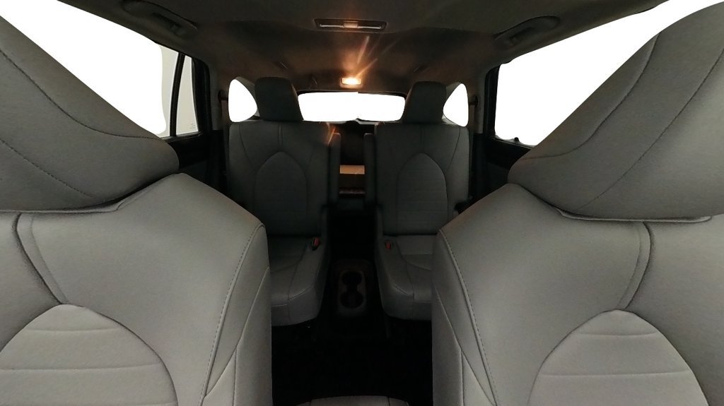 Certified 2024 Toyota Highlander XLE AWD/4WD image 29