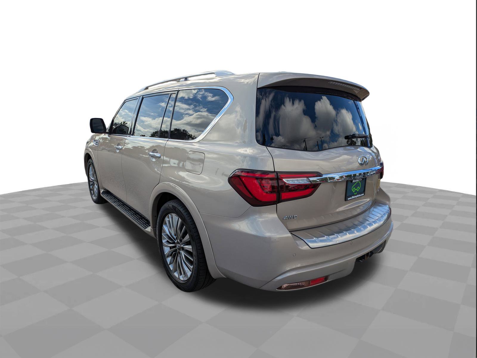 Used 2021 INFINITI QX80 Sensory w/ All-Season Package image 6