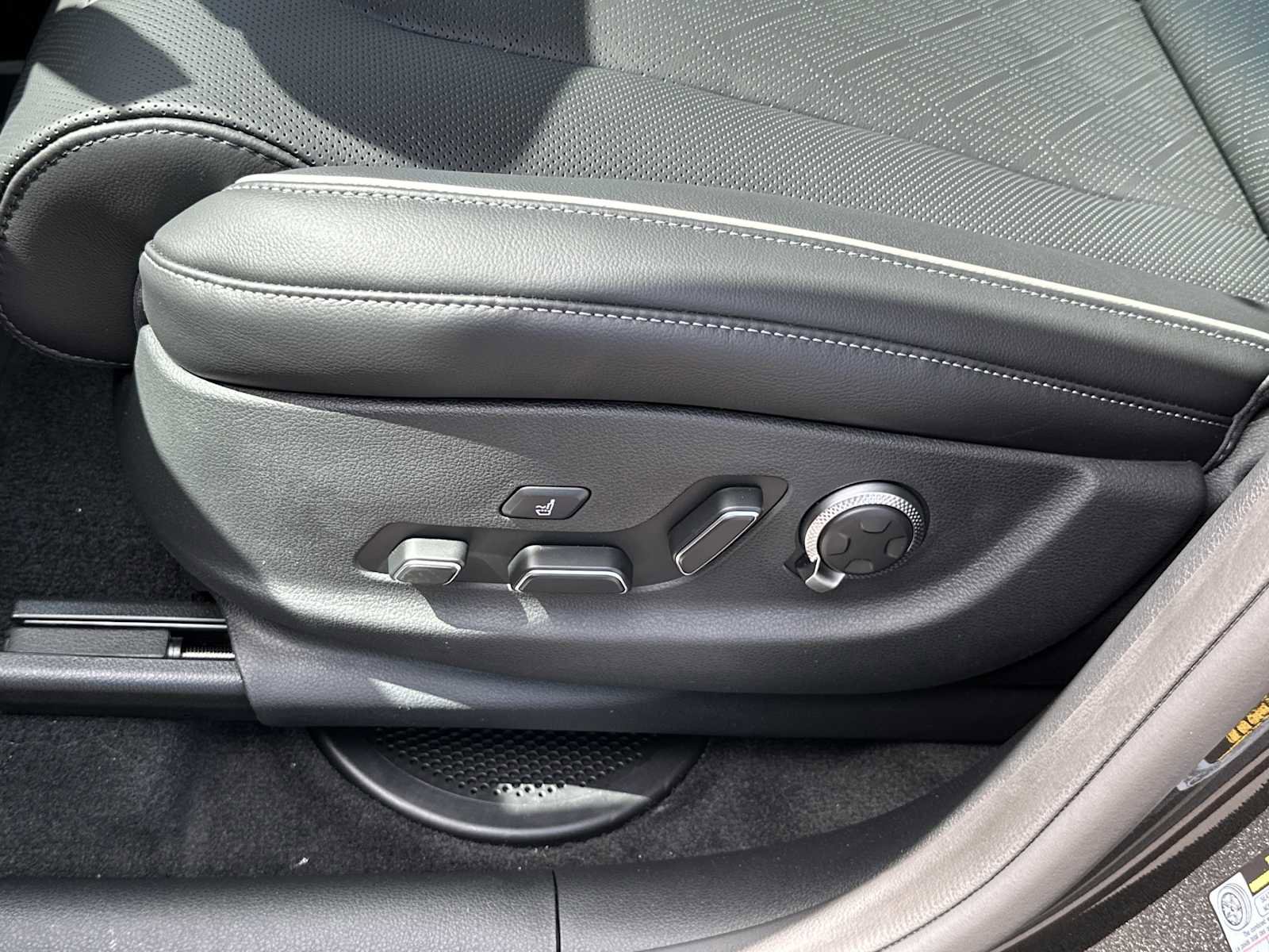 New 2026 Genesis GV80 2.5T Prestige AWD/4WD image 10