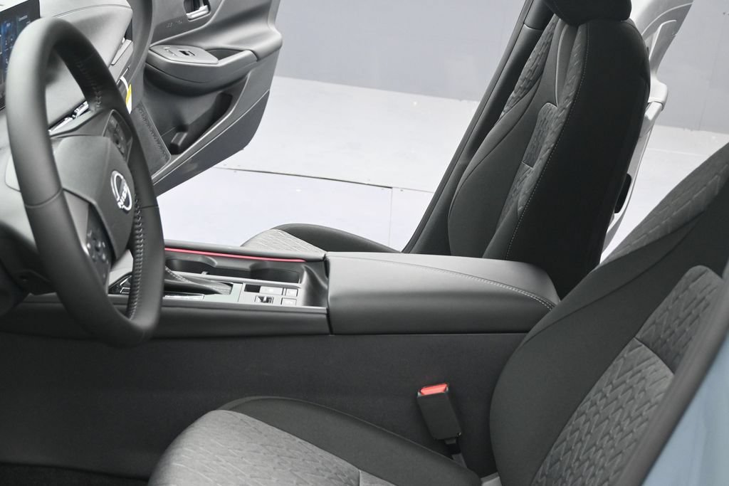 New 2026 Nissan Sentra SV w/ SV Convenience Package FWD image 16