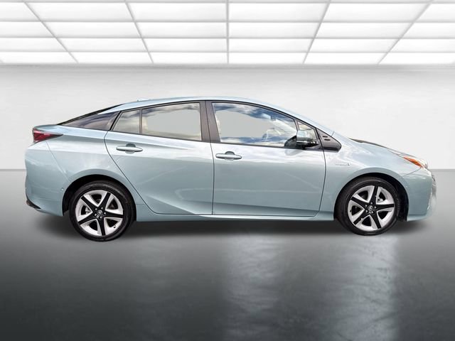Used 2016 Toyota Prius Four Touring w/ Premium Convenience Package image 6