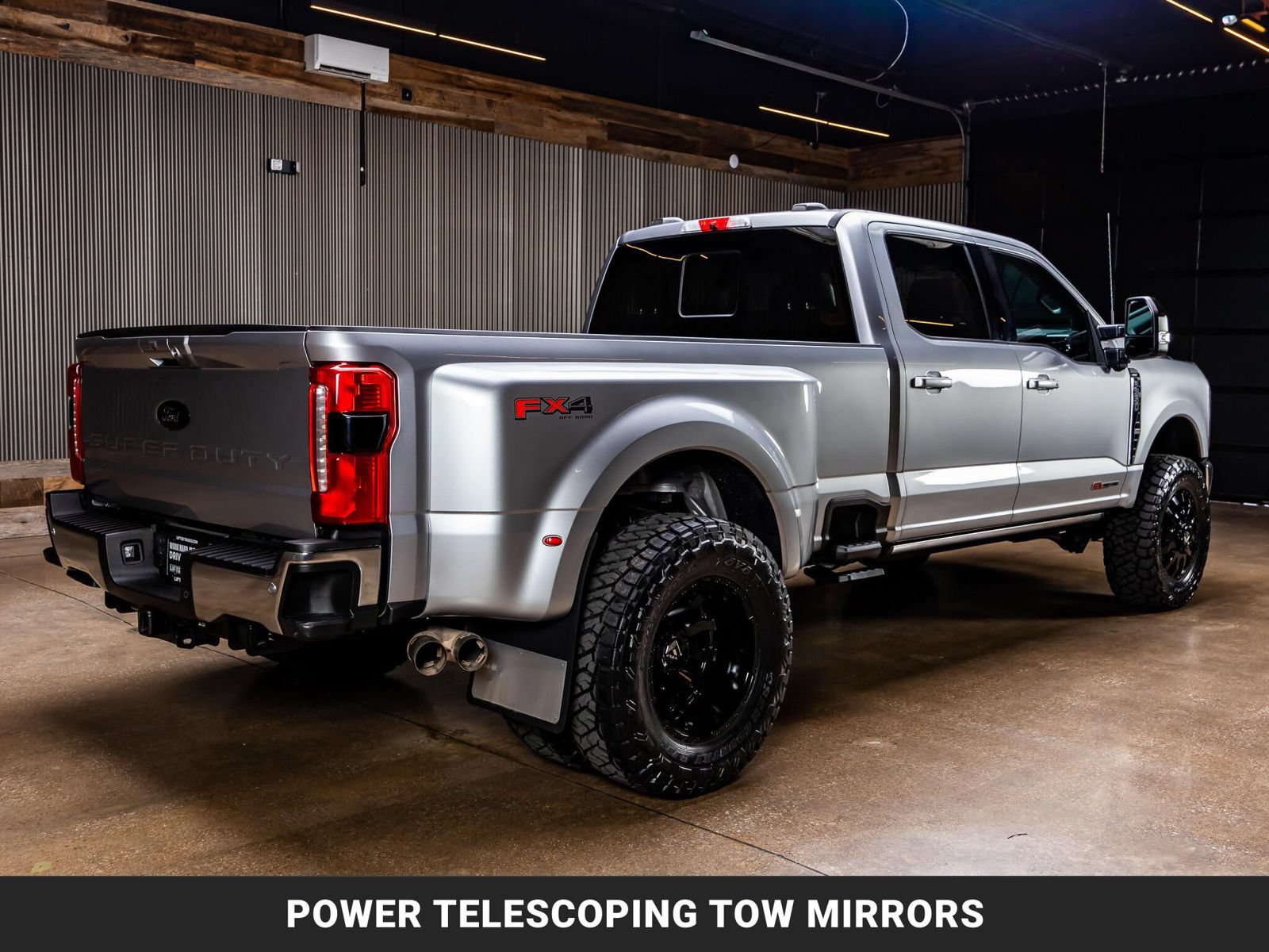 Used 2024 Ford F350 Lariat w/ Lariat Ultimate Package AWD/4WD image 10