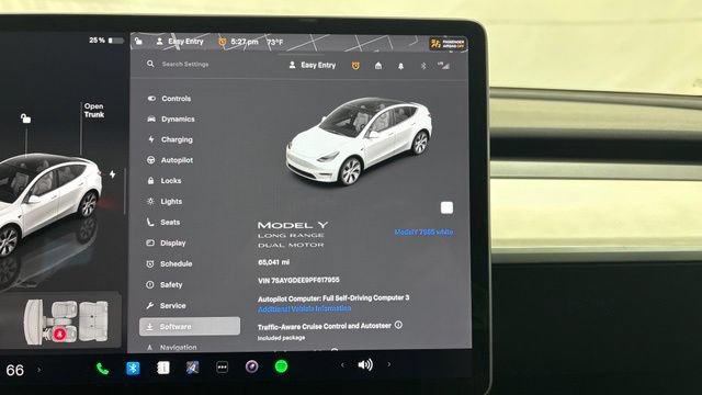 Used 2023 Tesla Model Y Long Range AWD/4WD image 36