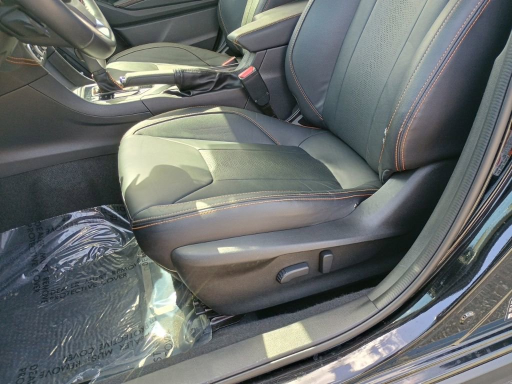 Used 2019 Subaru Crosstrek 2.0i Limited w/ Moonroof Package w/Navigation AWD/4WD image 13