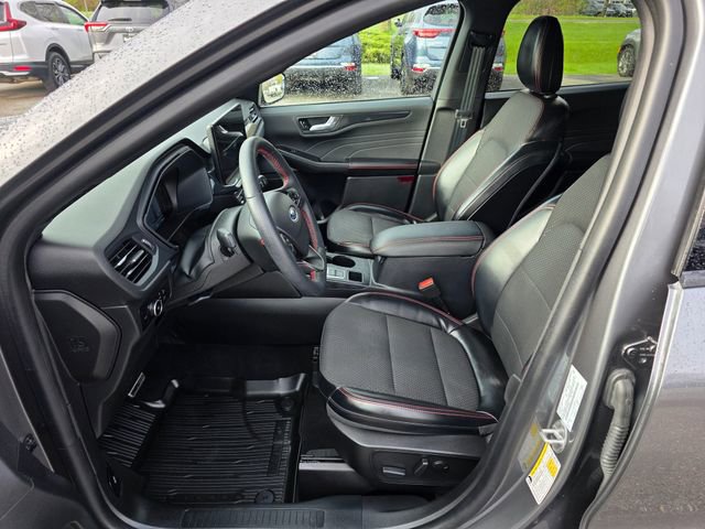 Used 2023 Ford Escape ST-Line Select w/ Tech Pack #1 AWD/4WD image 16