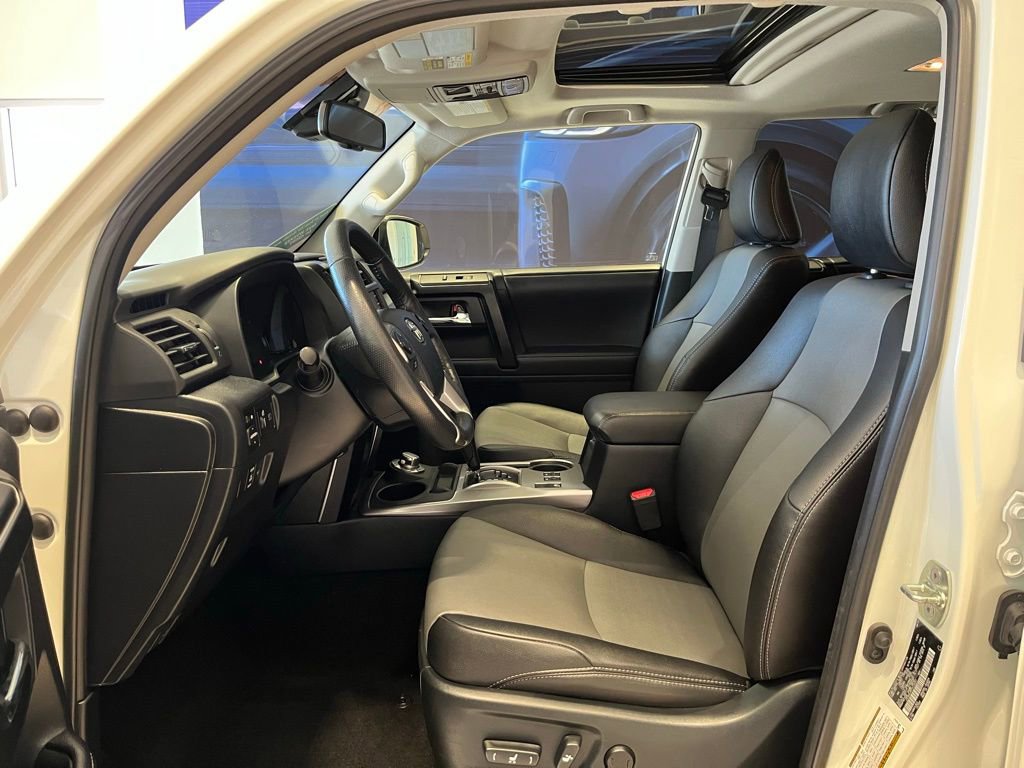 Used 2023 Toyota 4Runner SR5 Premium w/ Moonroof Package AWD/4WD image 2
