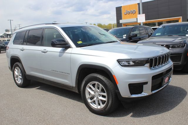 Used 2023 Jeep Grand Cherokee L Laredo AWD/4WD image 1
