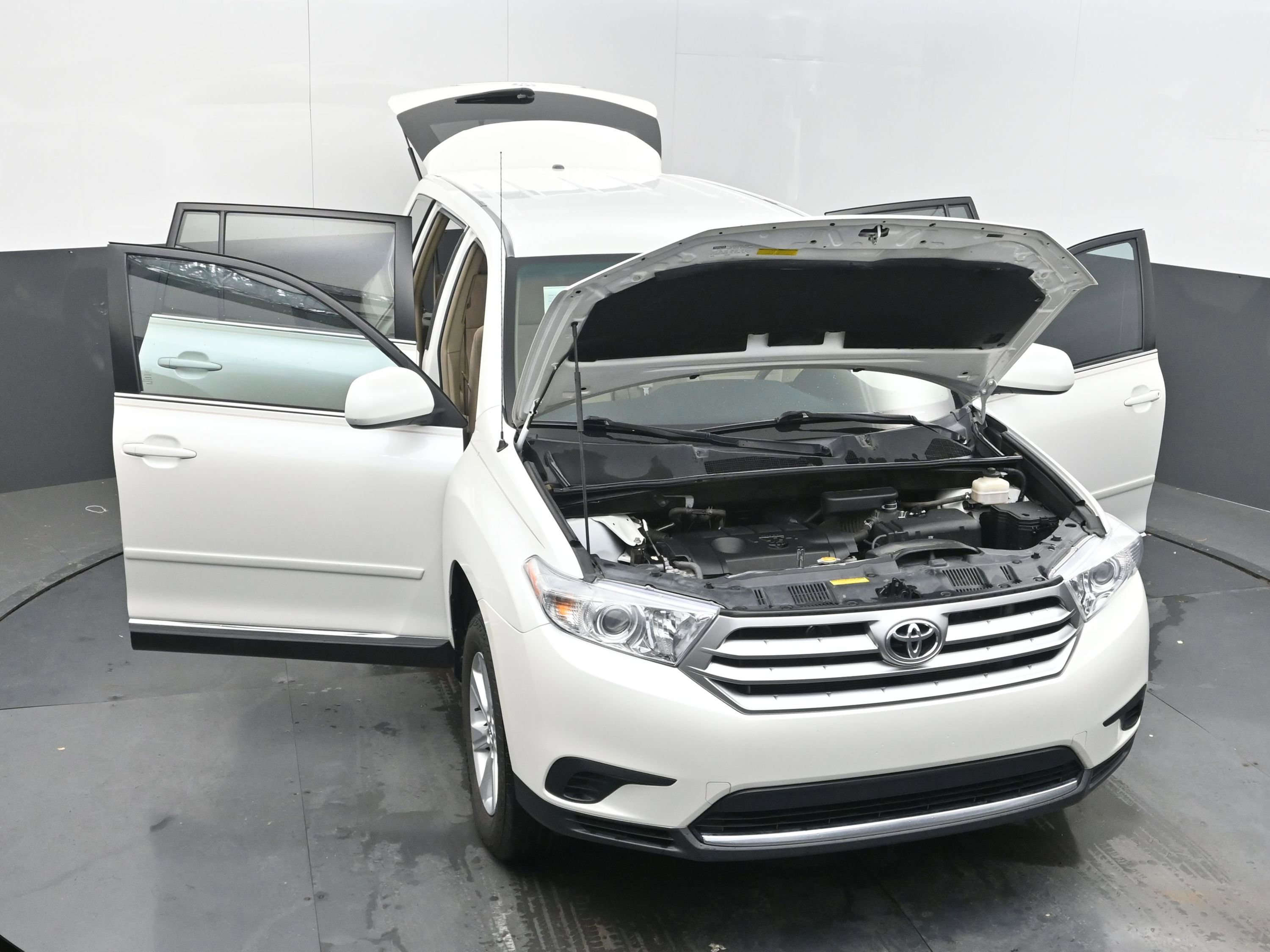 Used 2011 Toyota Highlander 2WD image 38