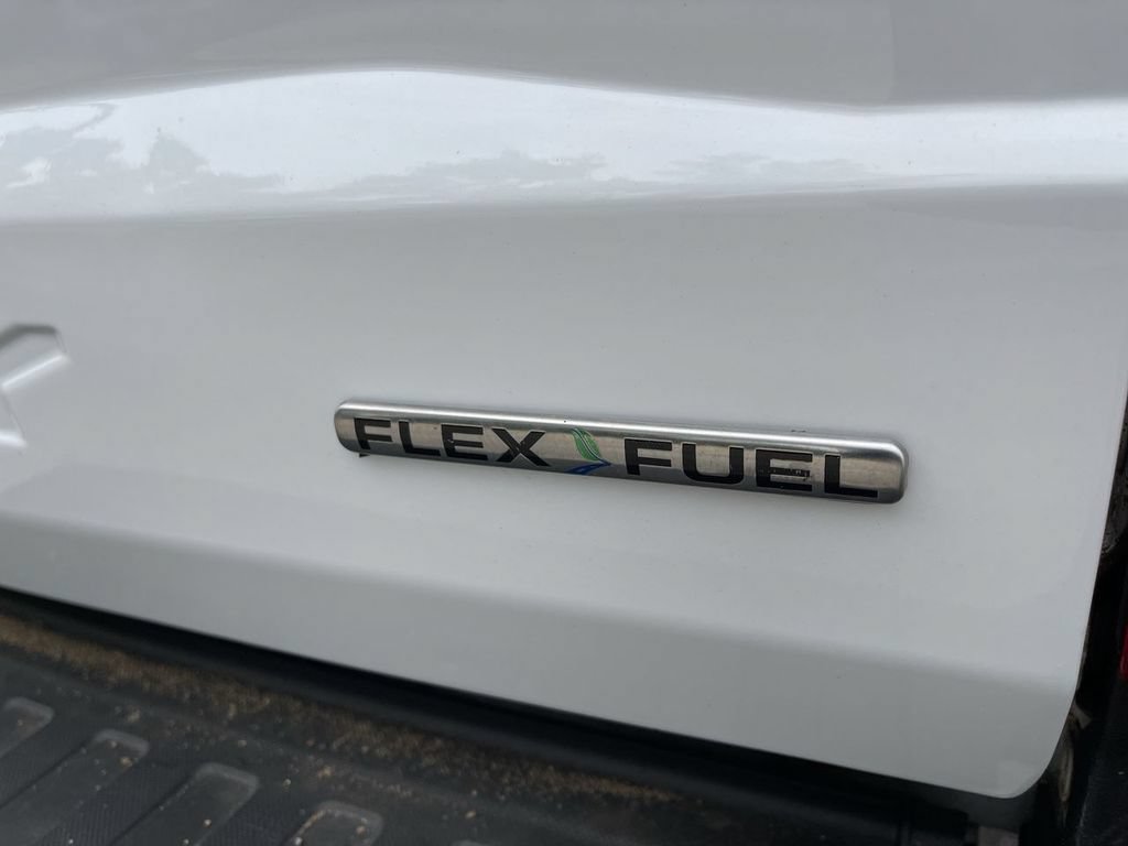Used 2017 Ford F250 XL w/ Power Equipment Group AWD/4WD image 9