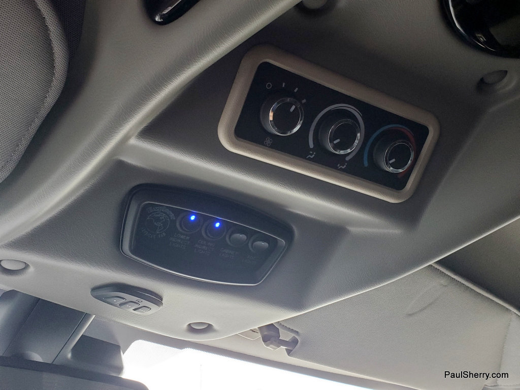 Used 2020 Chevrolet Express 2500 w/ Enhanced Convenience Package RWD image 57