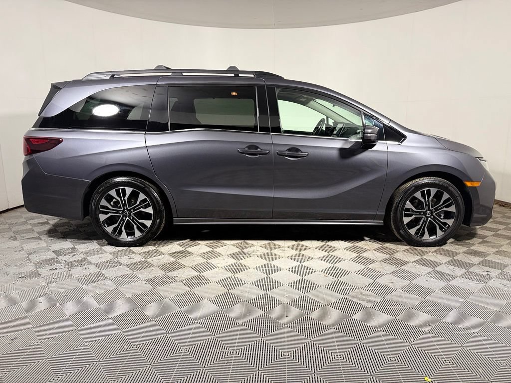 Used 2025 Honda Odyssey Elite image 8