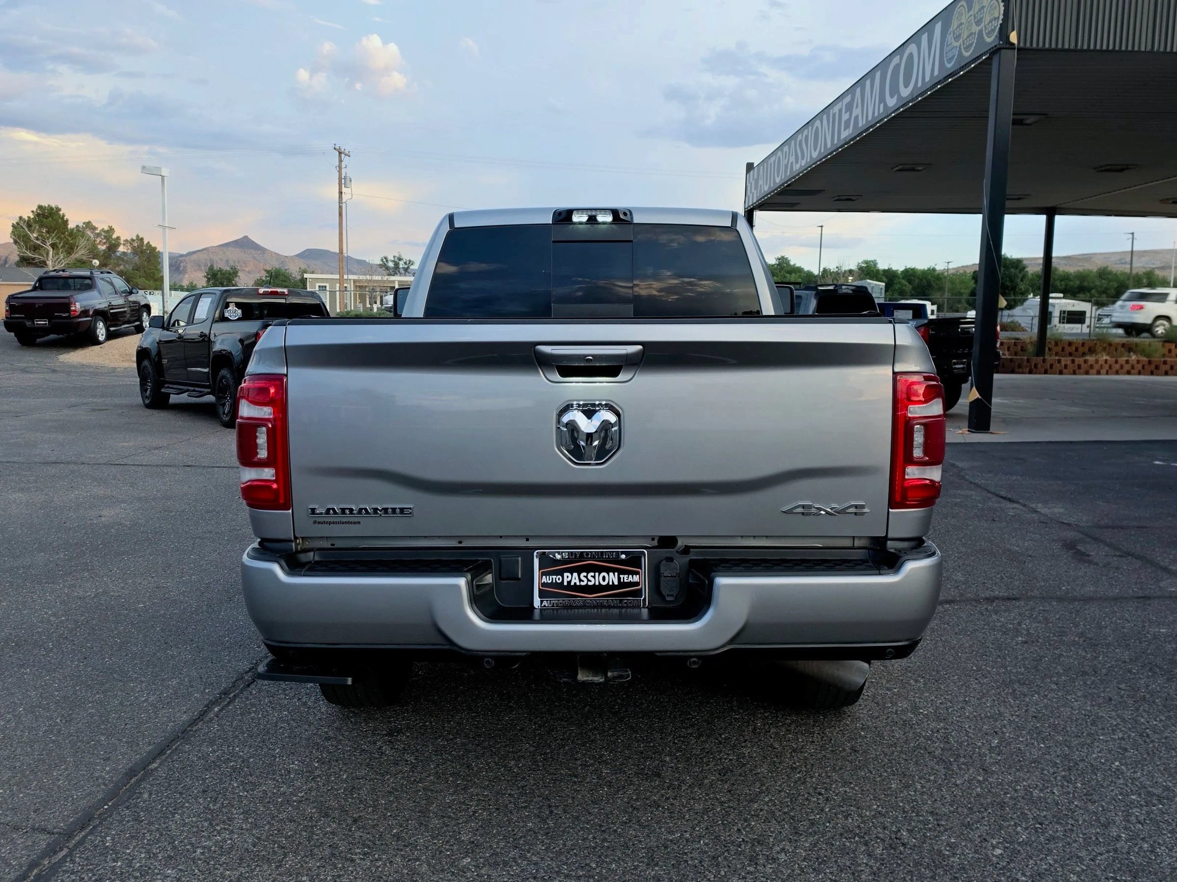 Used 2024 RAM 2500 Laramie AWD/4WD image 4