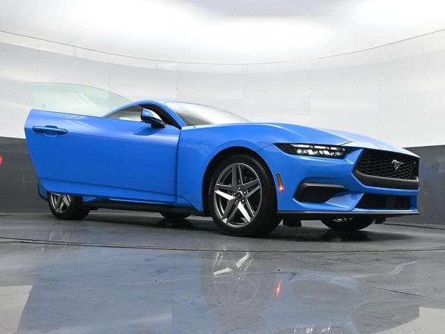 Used 2025 Ford Mustang Premium RWD image 45