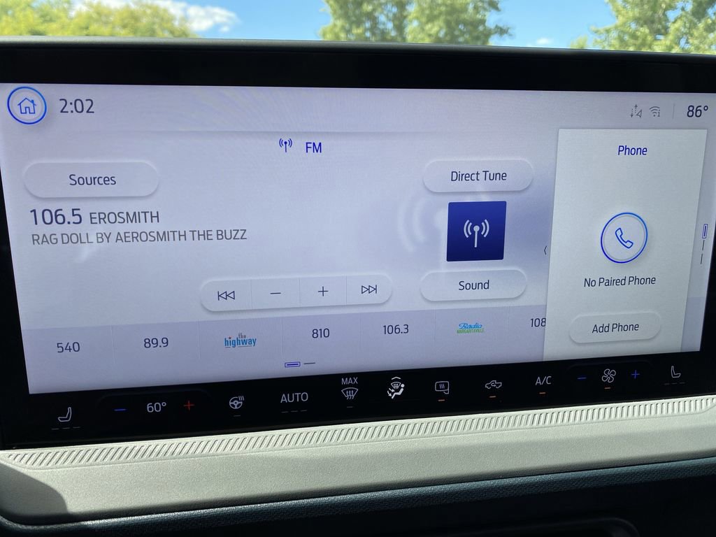 New 2025 Ford Maverick XLT w/ XLT Luxury Package image 23