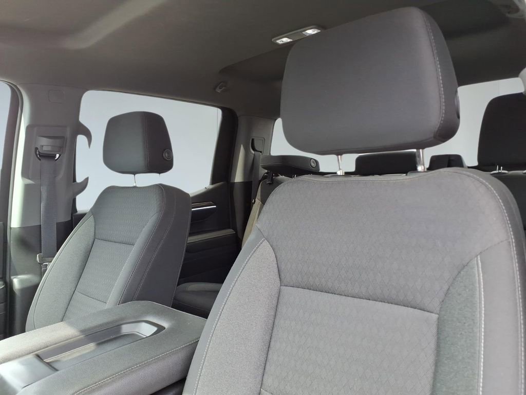 Used 2022 Chevrolet Silverado 1500 LT w/ Protection Package image 16