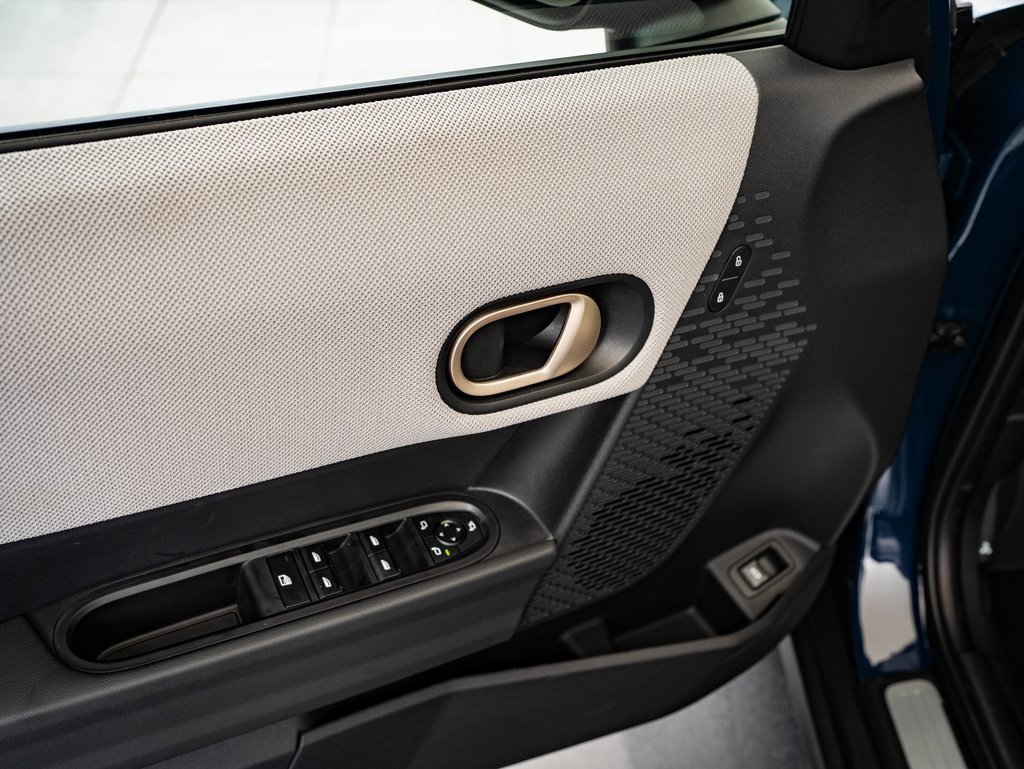 New 2026 MINI Cooper S image 21