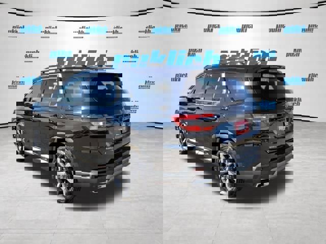 Used 2024 Honda Pilot Touring image 5