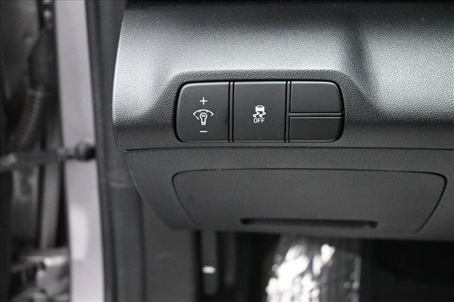 Used 2024 Hyundai Elantra SEL FWD image 10