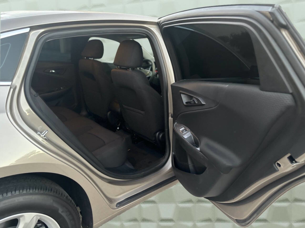 Used 2024 Chevrolet Malibu LS w/ Driver Confidence Package image 20