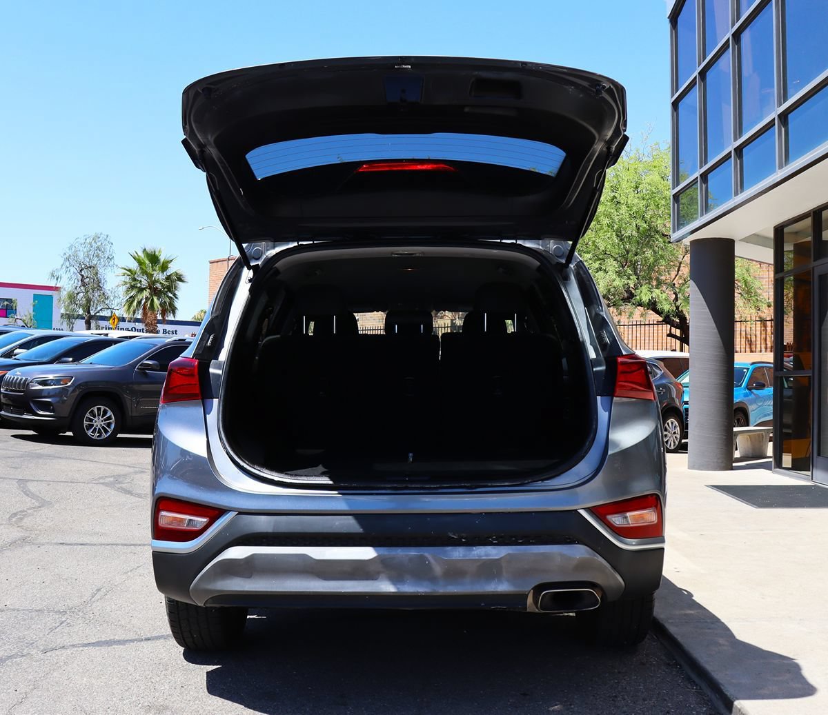 Used 2019 Hyundai Santa Fe SE AWD/4WD image 22