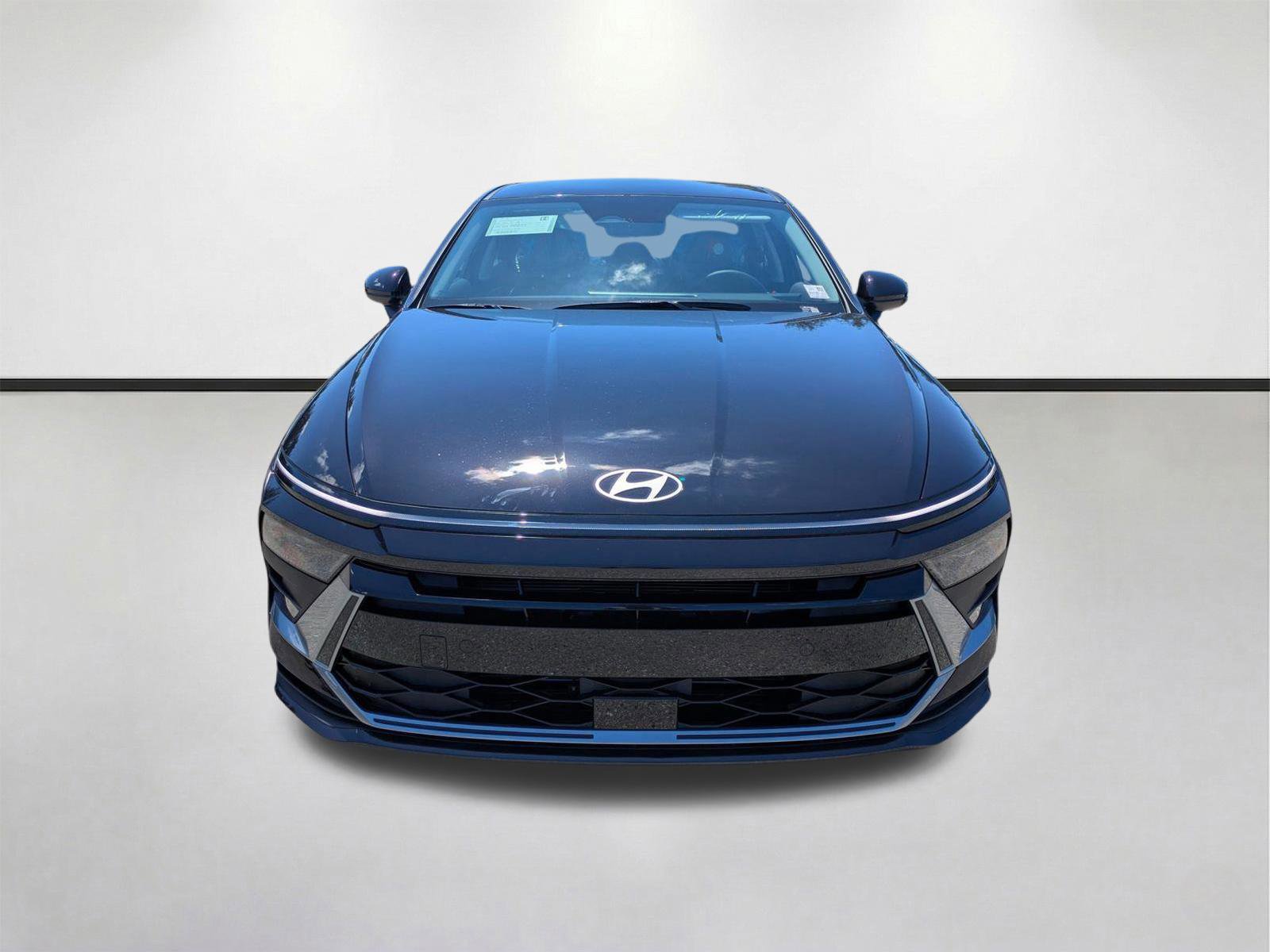 New 2026 Hyundai Sonata SE FWD image 3
