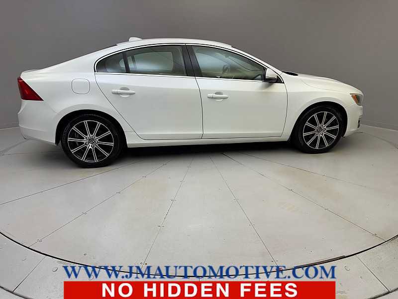 Used 2018 Volvo S60 T5 Inscription Platinum AWD/4WD image 6