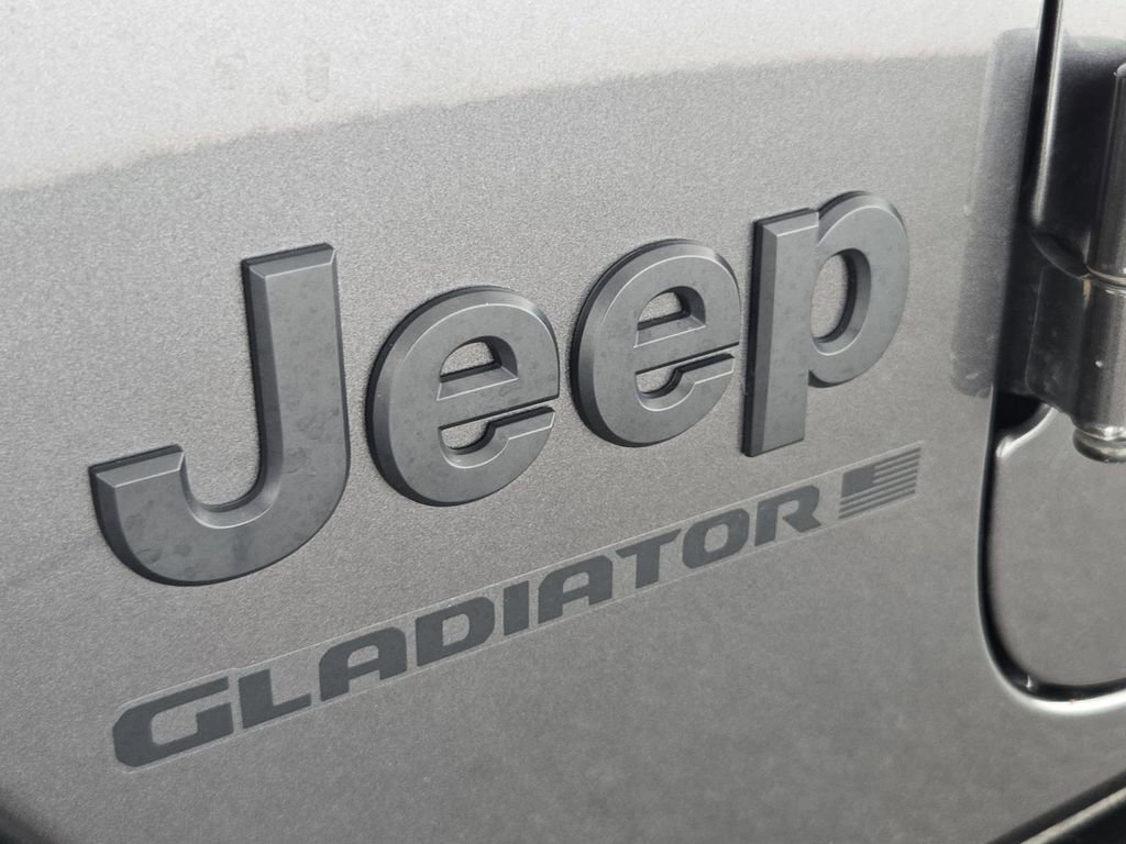 Used 2024 Jeep Gladiator Sport AWD/4WD image 36