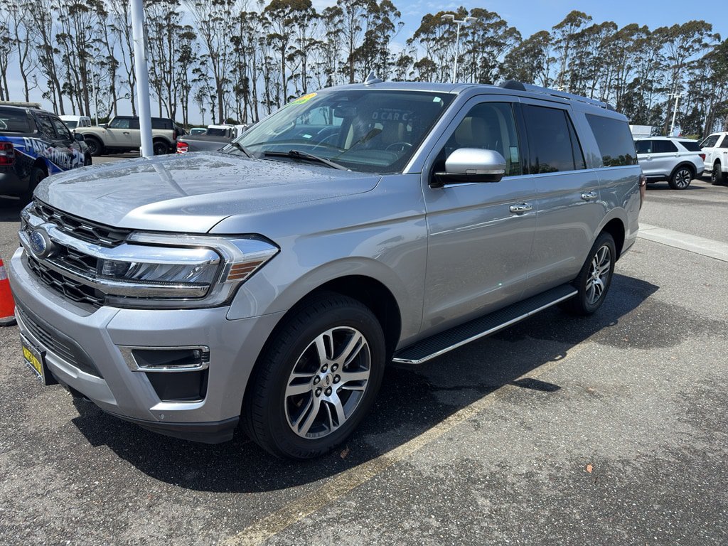 Used 2023 Ford Expedition Max Limited AWD/4WD image 24