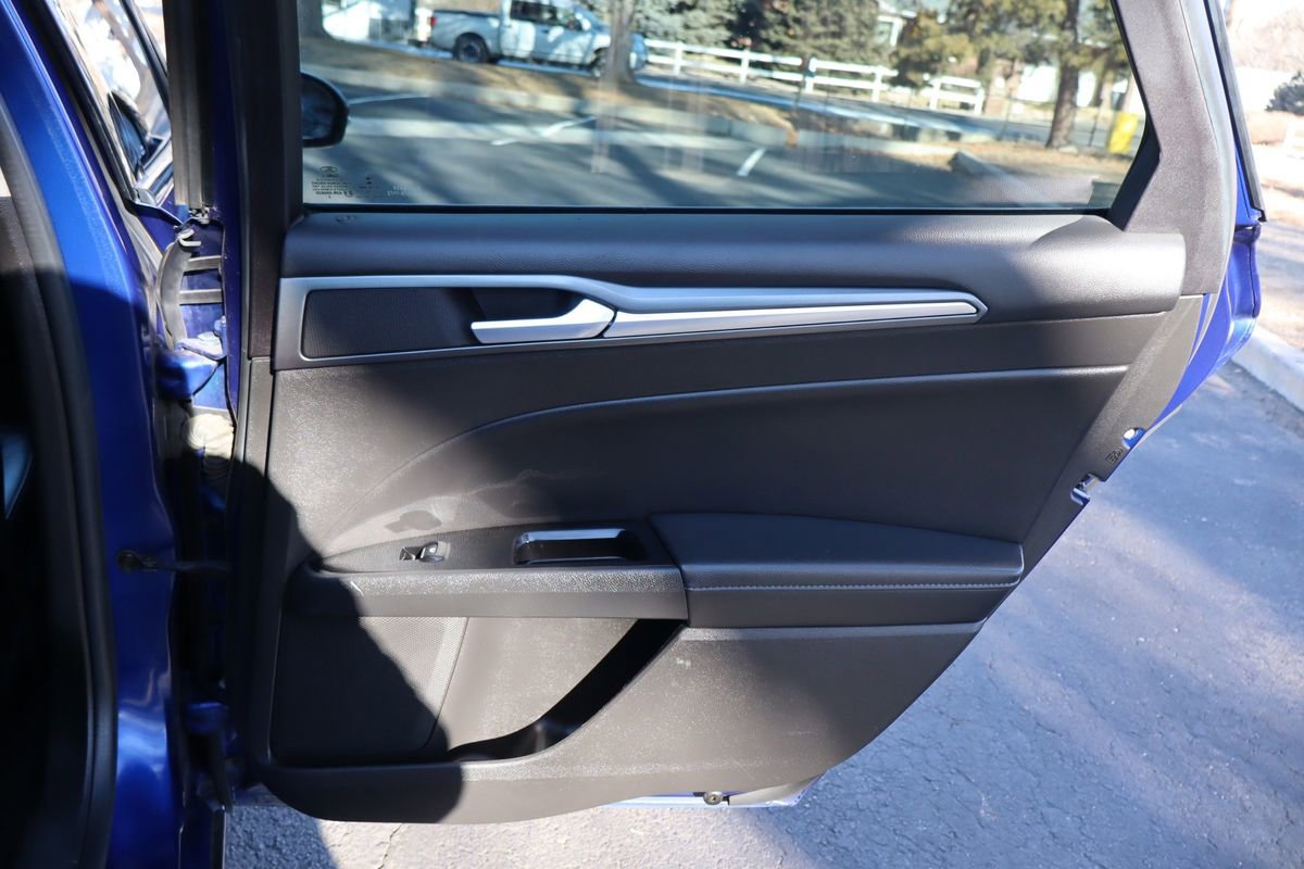 Used 2014 Ford Fusion Energi Titanium w/ Driver Assist Package image 25