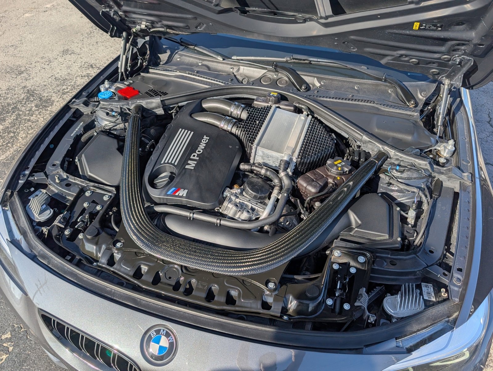 Used 2019 BMW M4 Convertible w/ Competition Package image 28