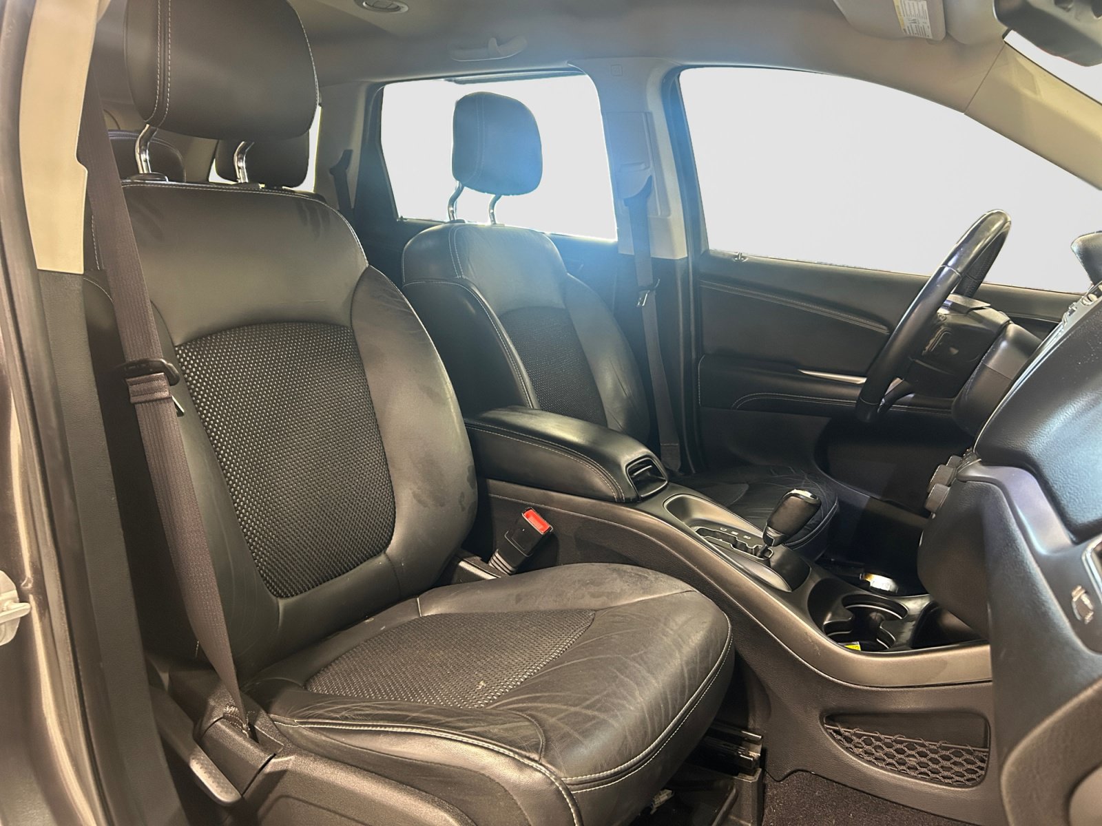 Used 2019 Dodge Journey Crossroad w/ Navigation Group FWD image 21