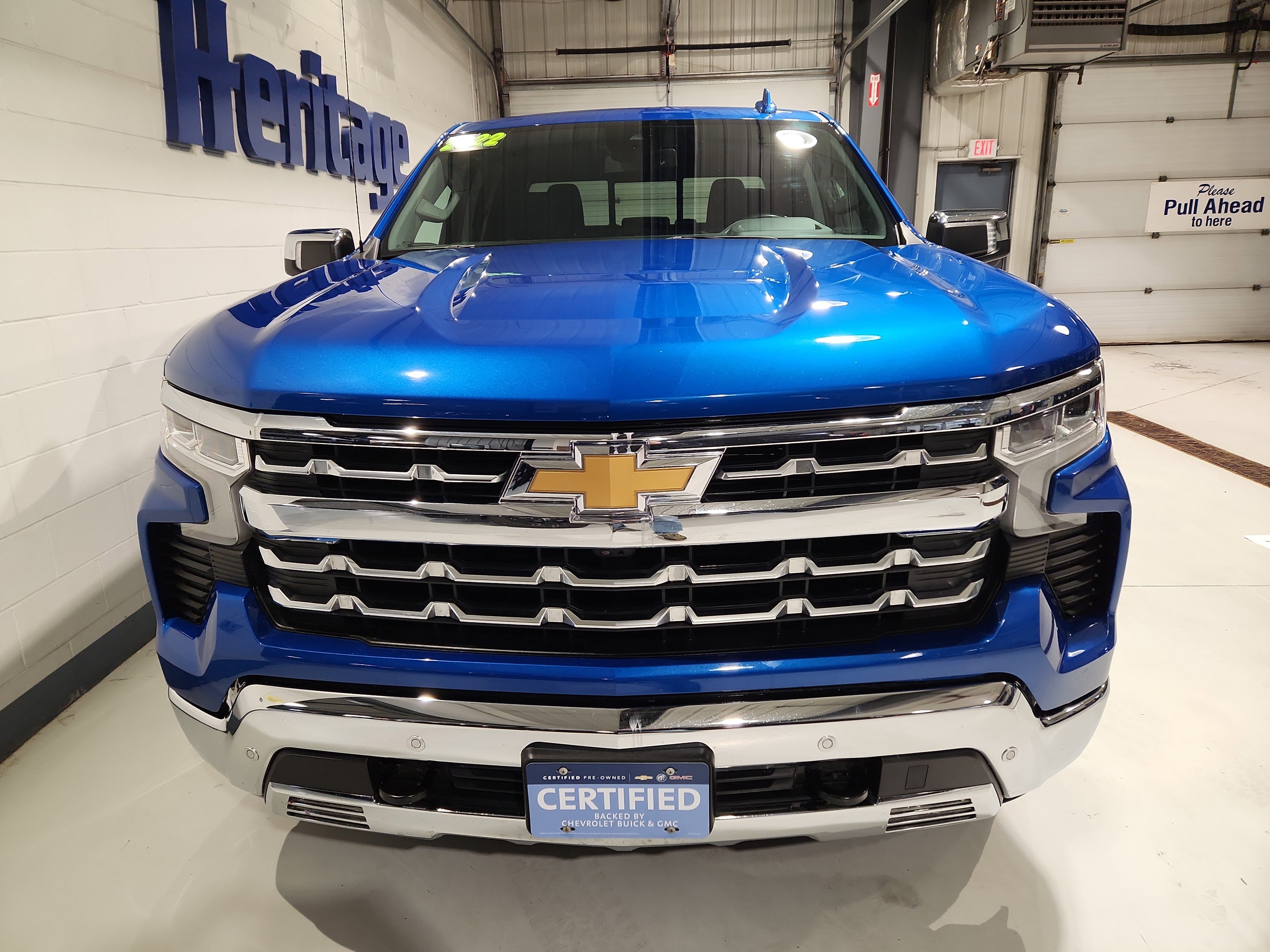 Used 2022 Chevrolet Silverado 1500 LTZ w/ LTZ Convenience Package II image 3