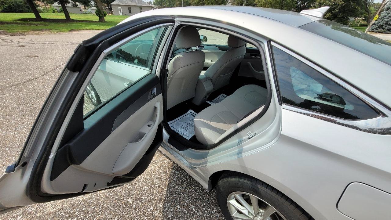 Used 2019 Hyundai Sonata ECO FWD image 14